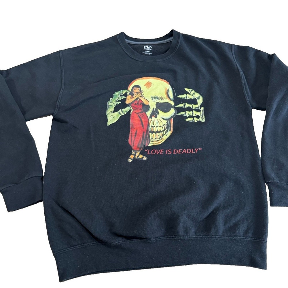 Love Is Deadly Skull Graphic Sweatshirt Black Medium Athletic Works Horror